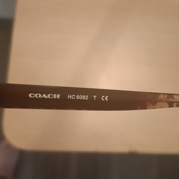 COACH HC 6082 T CE black wild Beat 53917135 is the code for Coach frames - Picture 8 of 14